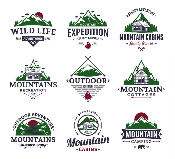 Logotipo de montaña y recreación exterior — Vector de stock