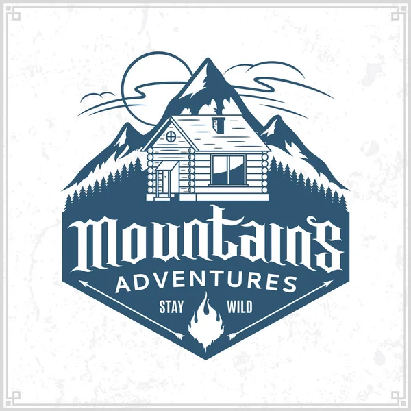 Montaña y aventuras al aire libre logo — Vector de stock