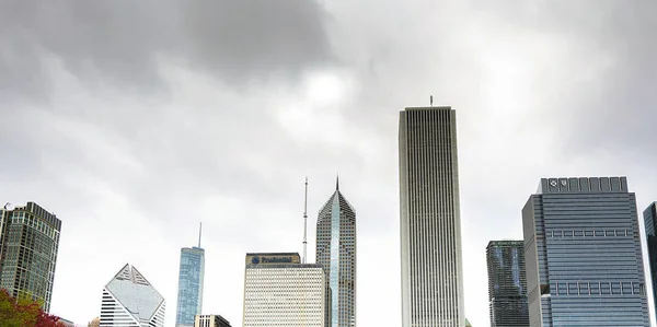 구름과 시카고 스카이 라인 — 스톡 사진