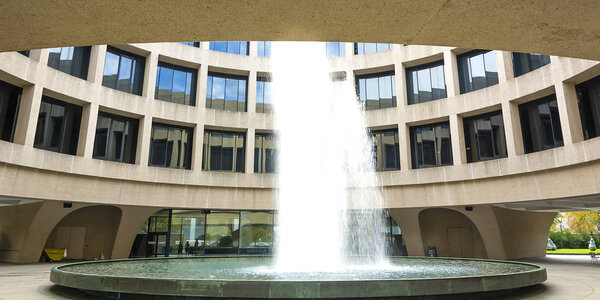 Hirshhorn Art Museum Courtyard Interior, and Fountain