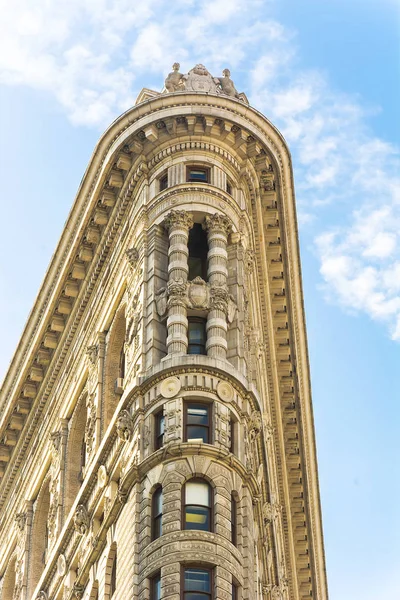 Flat Iron building fasad från Broadway — Stockfoto