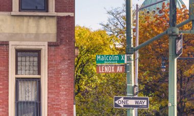 New York'taki Lenox Malcom X Boulevard