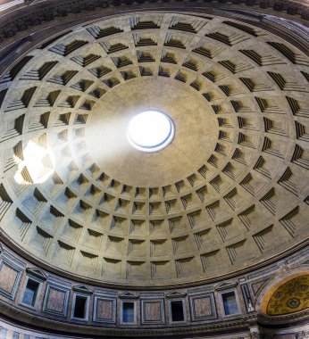 Roma 'daki Panteon