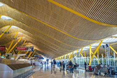 Madrid Barajas Uluslararası Havalimanı İç