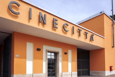 Giriş Roma'daki Cinecitta stüdyoları
