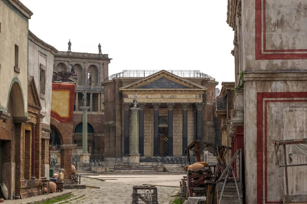 Roma'daki Cinecitta stüdyoları
