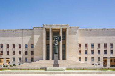 Minerva Sapienza Üniversitesi, Roma'nın heykeli