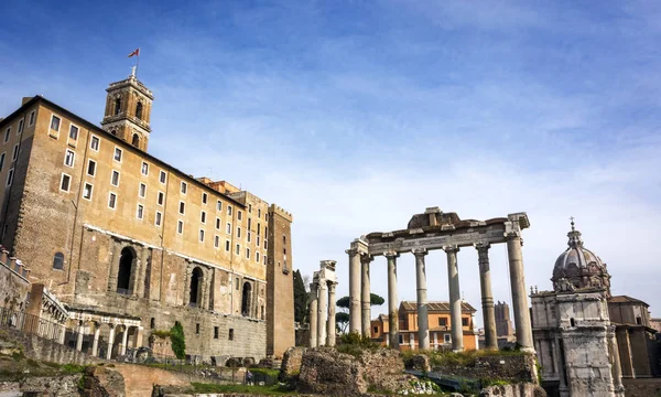 Vista dos Fóruns Romanos em Roma — Fotografia de Stock