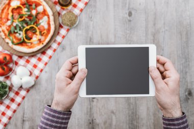 Pizza ve gıda app kavramı