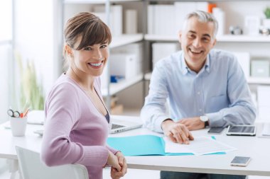 Kadın onun danışmanı Toplantı