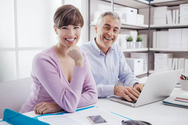 Framgångsrikt affärsteam — Stockfoto