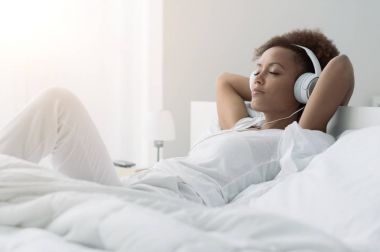 rahatlatıcı ve müzik kadın