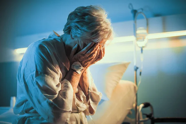 Lonely Senior Patient Sitting Hospital Bed Crying Head Hands — Stock Photo, Image