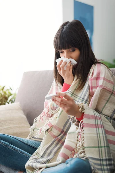 Sick Woman Cold Flu She Resting Sofa Home Measuring Body — Stock Photo, Image