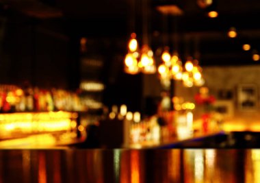 geceleri hafif bulanıklık bar tablo yansıma