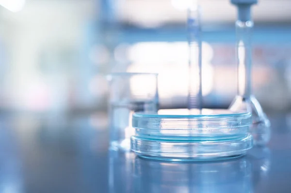Üveg Lemez Kék Kísérlet Tudomány Mikrobiológia Laboratóriumi Háttér — Stock Fotó