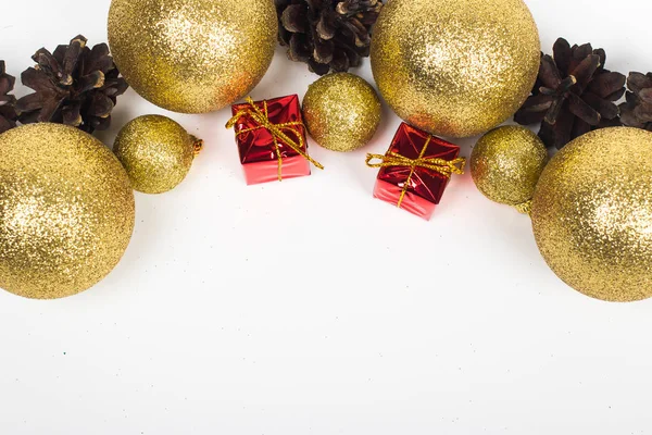 お正月おもちゃ クリスマス ツリーの飾り モミの木のためのジュエリー — ストック写真