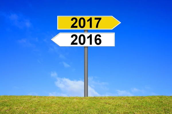 Signpost 2016 or 2017 — Stock Photo, Image