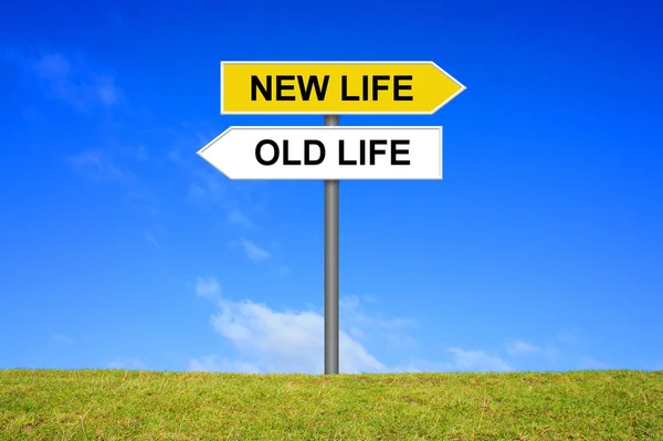 Signpost new life old life — Stock Photo, Image