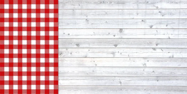 Madeira cinza claro com toalha de mesa vermelho branco — Fotografia de Stock