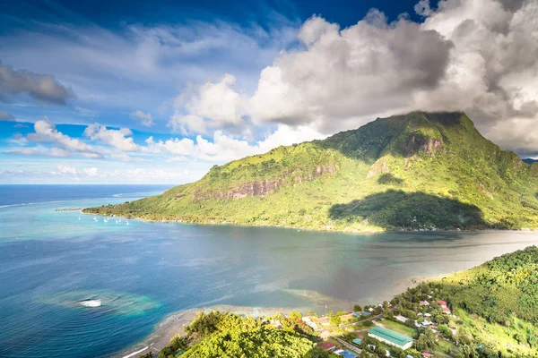 Острові Moorea Французької Полінезії — стокове фото