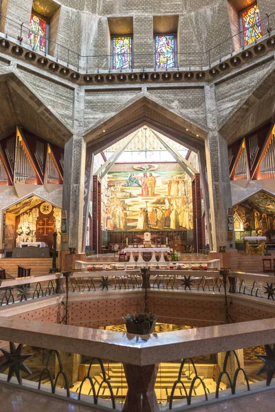 Nazareth, Israel. Basilica of the Annunciation. — Stock Photo, Image