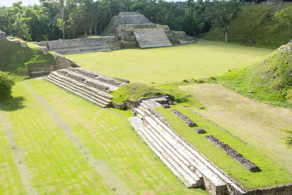 Belize, mittelamerika, altun ha tempel. — Stockfoto