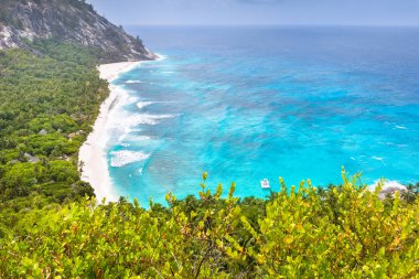 Seychelles, Paradise beach. La Digue at Anse Lazio, Source d’A