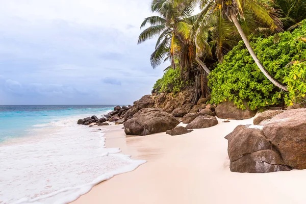 Seychelles, Paradise beach. La Digue at Anse Lazio, Source d’A — Stock fotografie