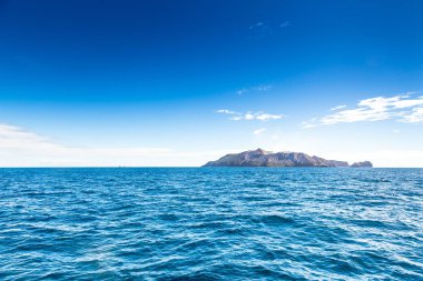 Aktif yanardağ, beyaz ada Yeni Zelanda. Volkanik kükürt krater Gölü