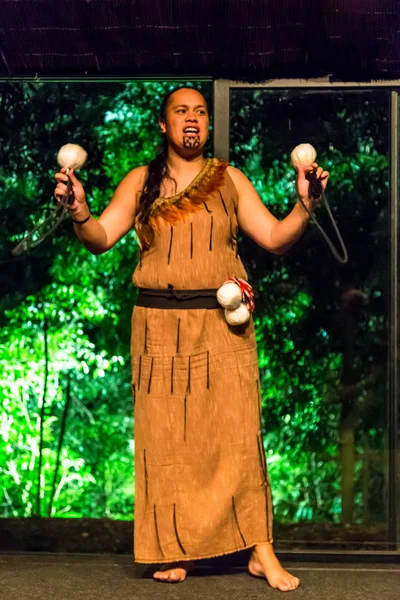 Rotorua Nowa Zelandia Mar 2015 Maoryskich Plemion Tradycyjne Powitanie Pokaż — Zdjęcie stockowe