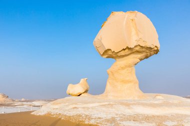 Mısır Sahrası 'ndaki Farafra' da Beyaz Çöl. Afrika.
