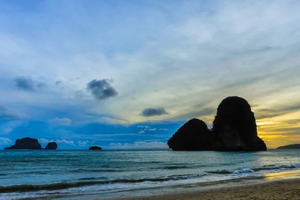 Plaża Railay Krabi Tajlandii Azja — Zdjęcie stockowe