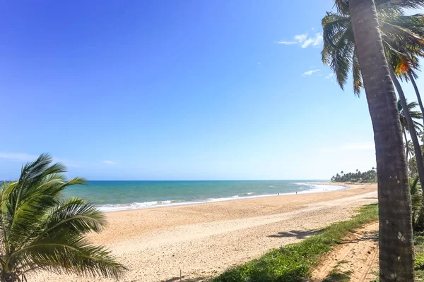 Trancoso, Bahia. Igreja na famosa praça chamada Quadrado, Pó — Fotografia de Stock