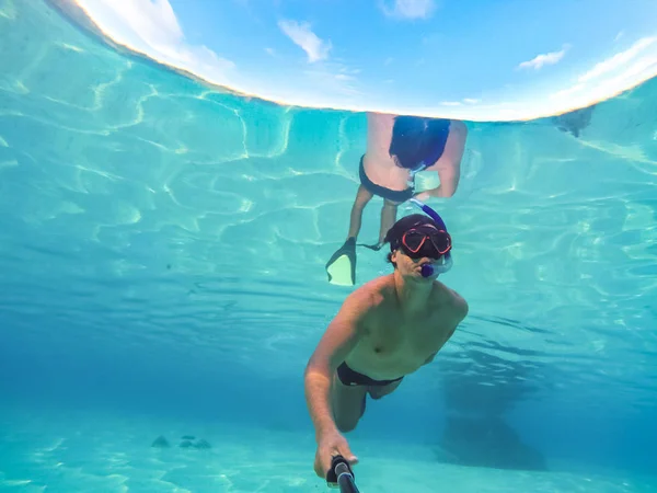 Felállni lapát-a Bora Bora, Francia Polinézia. — Stock Fotó