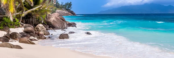 Seychelles, Paradise beach. La Digue at Anse Lazio, Source d’A — Stock Photo, Image