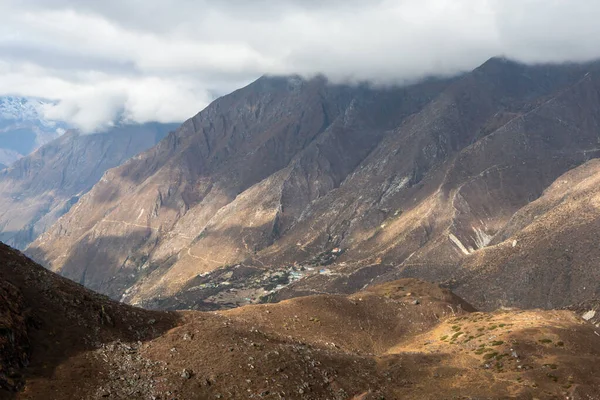 Monte Ama Dablam. Campo Base Trekking Everest. Nepal . — Foto Stock