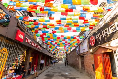 Thamel, Katmandu, Nepal. 03 / 10 / 2019. Thamel sokakları boyunca 
