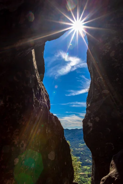 Pedra Bau Puncak Gunung Batu Sao Bento Melakukan Sapucai Brasil — Stok Foto