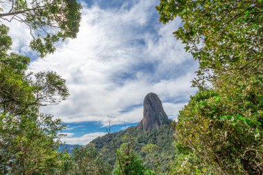 Pedra do Bau, Sao Bento do Sapucai, Brezilya 'daki kayalık dağ zirvesi. Güney Amerika.