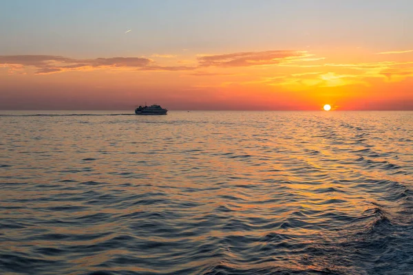 Pôr Sol Laranja Mar Costa Sicília — Fotografia de Stock