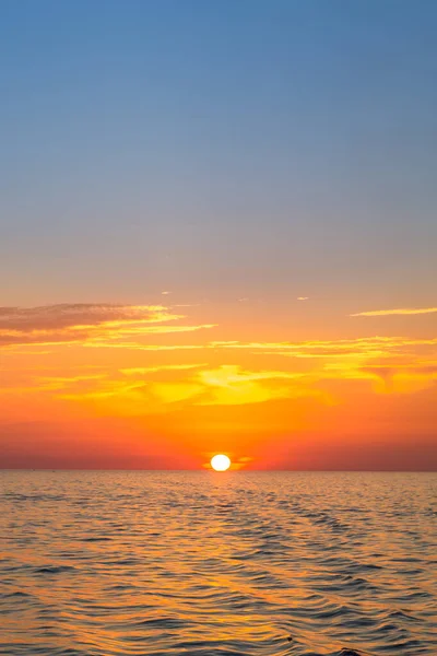 Pôr Sol Laranja Mar Costa Sicília — Fotografia de Stock