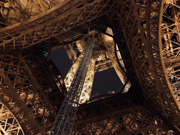 Eiffelturm Innenausstattung Metallrahmen Paris Frankreich — Stockfoto