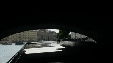 Rusya St. Petersburg nehir birinci şahıs mimarisi