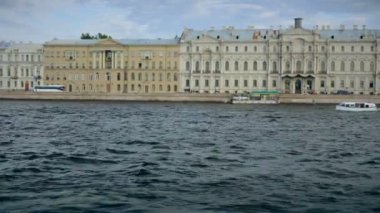 Neva Nehri'nden şehir panoraması Rusya St. Petersburg