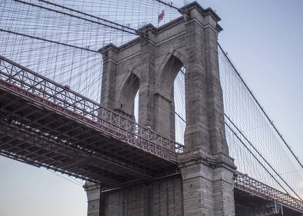 Puente de Brooklyn en Nueva York — Foto de Stock