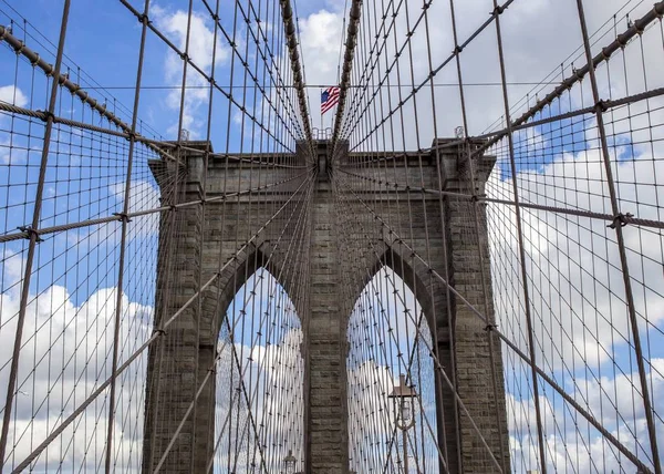 Brooklyn Bridge in New York — Stock Photo, Image