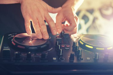 DJ pikap Mikser konsol denetleme