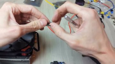 Elektronik cihazların, kalay lehimleme parçalarının onarımı