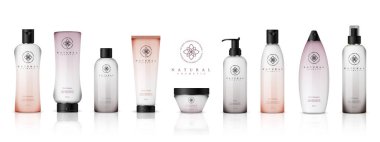 Gerçekçi Kozmetik Şişeler 